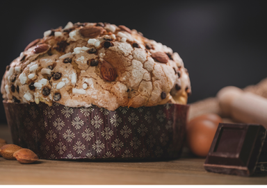 Panettone con Gocce di cioccolato e arancia candita